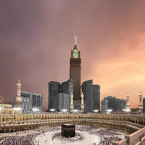 Makkah Clock Royal Tower, A Fairmont Отель
